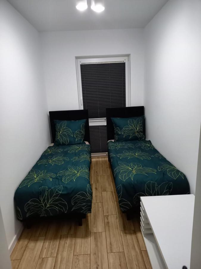 Apartament Rozana Piatka Apartment Kutno Ngoại thất bức ảnh